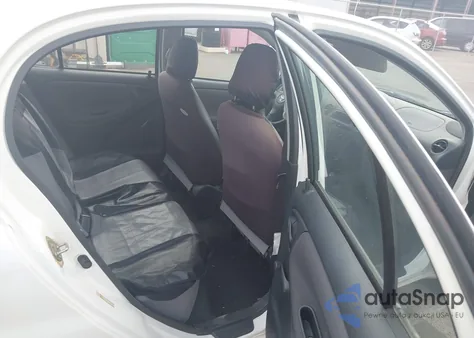 2004 Toyota Echo из США, поврежденный, VIN JTDBT123640333788